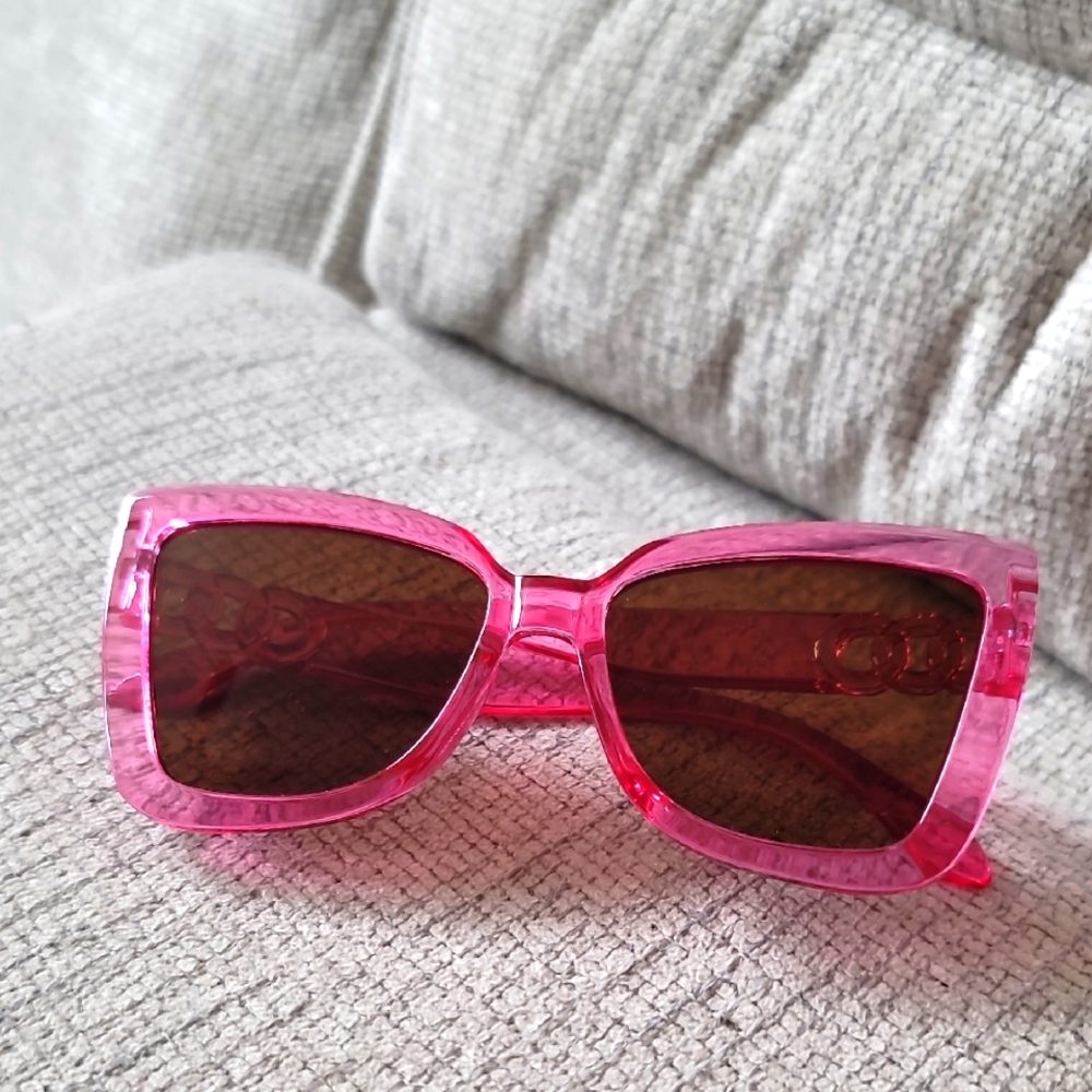 Boutique Transparent Neon Pink Sunglasses 💗